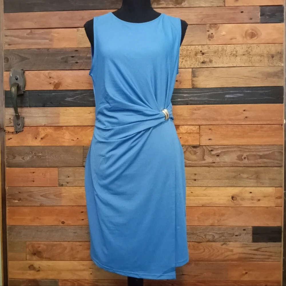 NWT Zesica Dusty Blue Sleeveless Dress - Medium - Picture 3 of 7